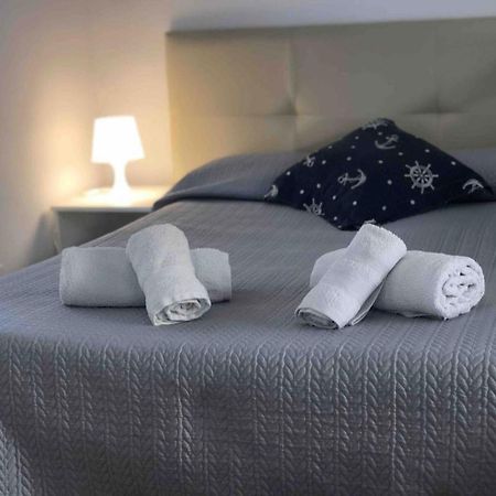 Bonito Apartamento Junto A Playa Centro ฟูเอนฮิโรลา ภายนอก รูปภาพ