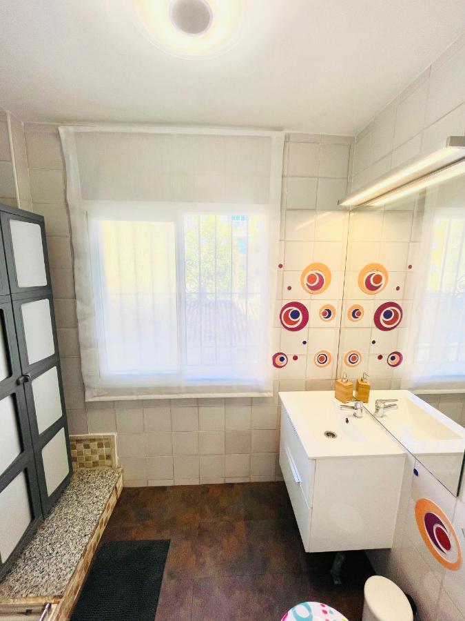 Bonito Apartamento Junto A Playa Centro ฟูเอนฮิโรลา ภายนอก รูปภาพ