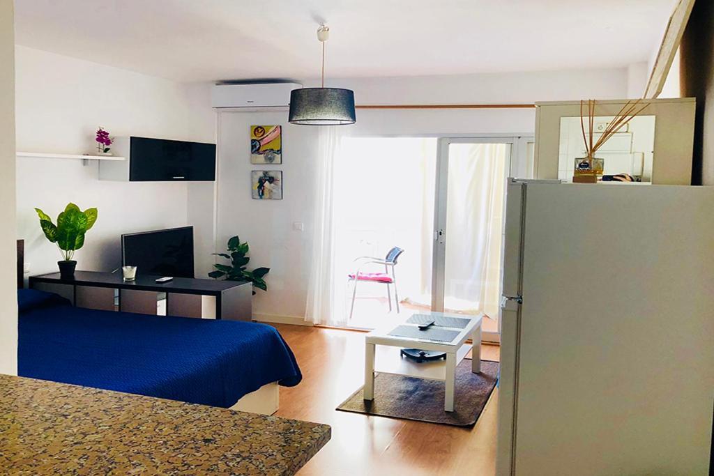 Bonito Apartamento Junto A Playa Centro ฟูเอนฮิโรลา ภายนอก รูปภาพ
