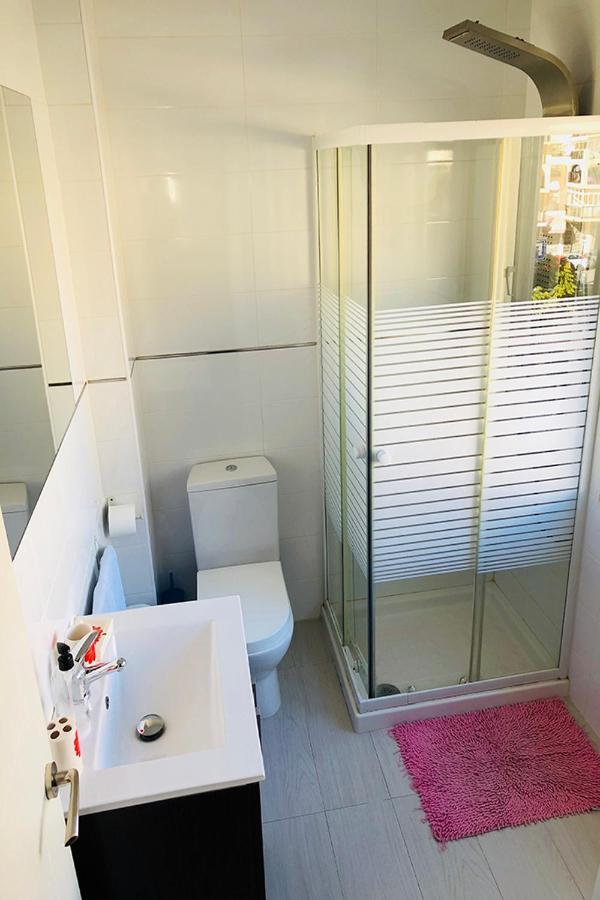 Bonito Apartamento Junto A Playa Centro ฟูเอนฮิโรลา ภายนอก รูปภาพ